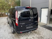 Vaizdas iš galo kairės