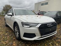 Pogled desno spredaj