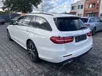 Vaizdas iš galo kairės