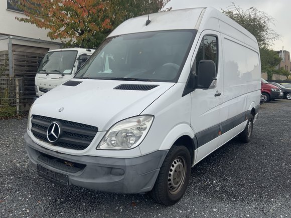 Vista anteriore sinistra