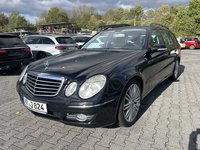 Vaizdas iš priekio kairės