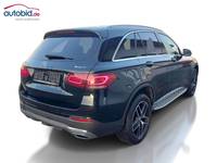 Pogled od pozadi desno