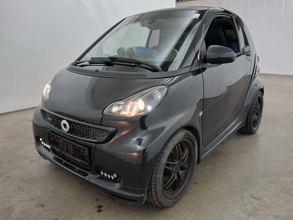 Vue de l’avant gauche