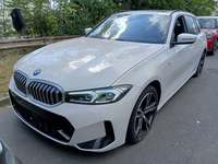 Pogled sprijeda lijevo