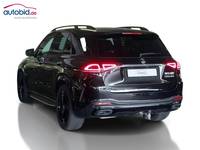 Вид сзади слева