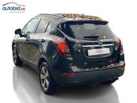 Vaade tagant vasakult