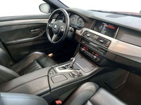 Вид на салон