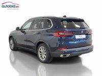 Вид сзади слева