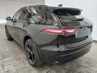 Pogled od pozadi levo