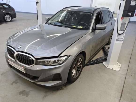 Вид спереди слева