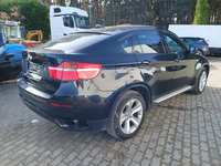 Vue de l’arrière droit