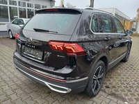 Vue de l’arrière droit