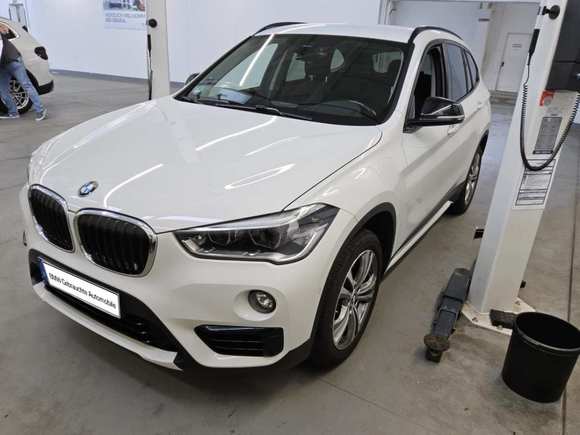 Вид спереди слева