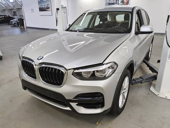 Náhled zpředu zleva