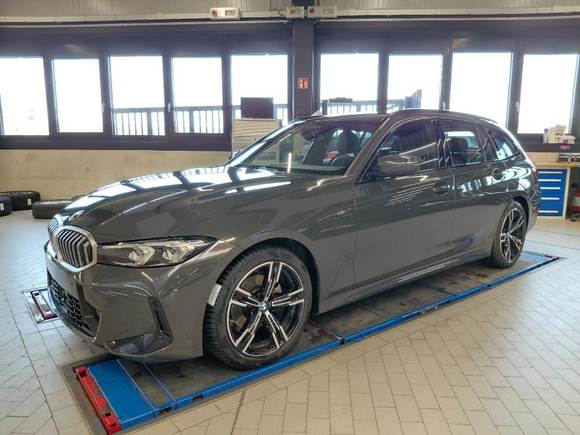 Pogled sprijeda lijevo