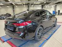 Vue de l’arrière droit