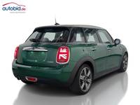 Pogled od pozadi desno