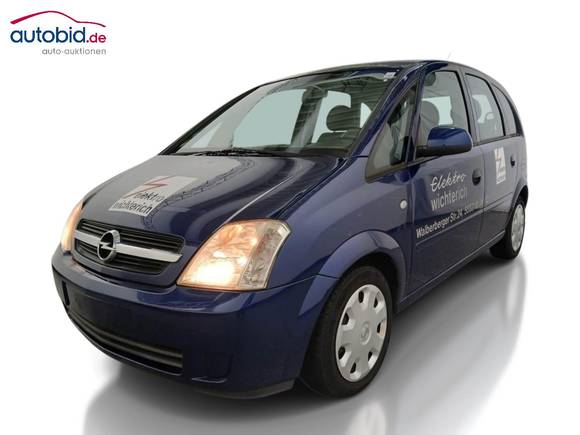 Pogled od napred levo