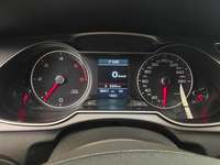 Pogled na kombinovani instrument