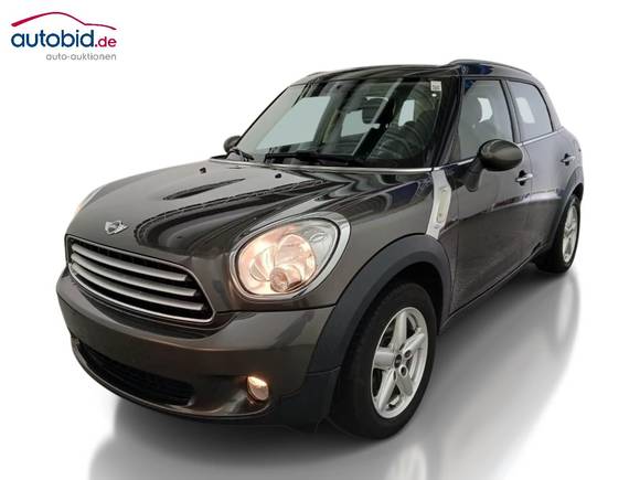 Pogled od napred levo