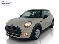 Pogled od napred levo