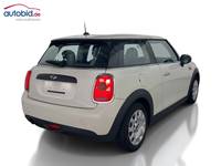 Pogled od pozadi desno