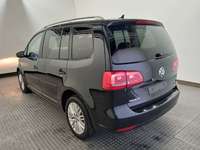 Pogled od pozadi levo