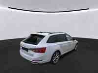 Sağ arka görünüm