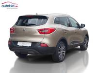 Pogled od pozadi desno