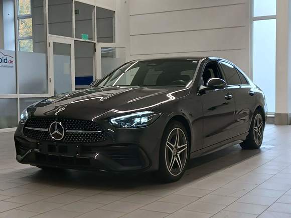 Náhled zpředu zleva