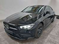 Skats no kreisās puses priekšā