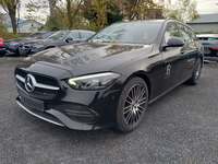 Pogled od napred levo