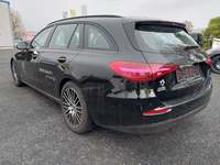 Pogled od pozadi levo