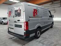 Pogled od pozadi desno