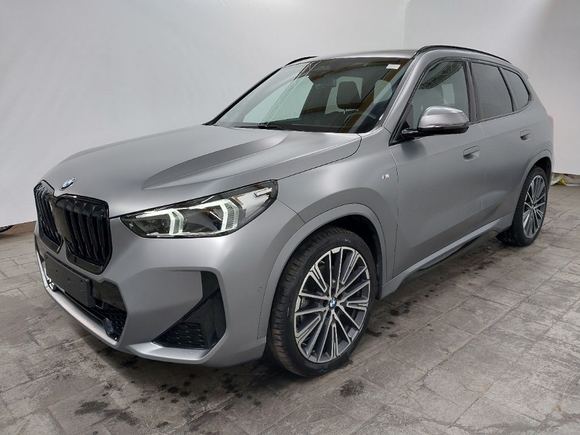 Pogled sprijeda lijevo