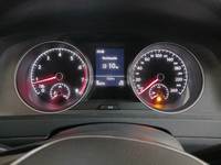 Вид на приборную панель