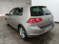 Вид сзади слева