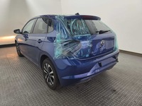 Vaade tagant vasakult