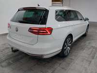 Pogled od pozadi desno