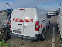 Widok z tyłu po stronie prawej