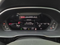 Вид на приборную панель