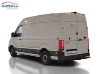 Vaade tagant vasakult