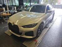 Вид спереди слева