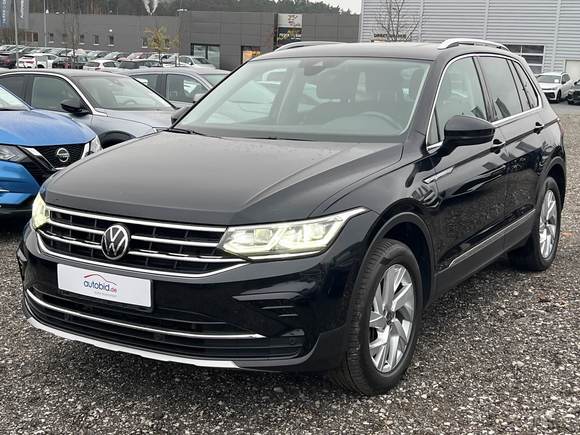 Vista anteriore sinistra