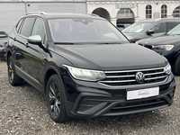 Pogled desno spredaj