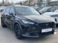 Pogled desno spredaj