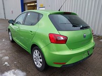 Vaade tagant vasakult