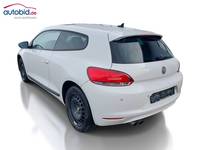 Vista traseira esquerda