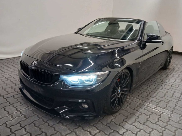 Pogled sprijeda lijevo