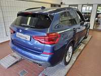 Widok z tyłu po stronie prawej